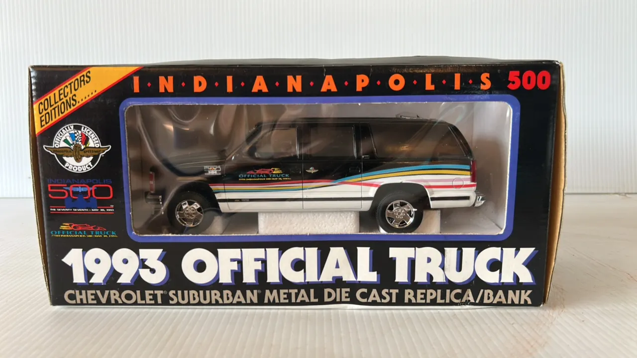 1993 Chevrolet Suburban Indianapolis 500 Official Truck Die-Cast Replica Bank
