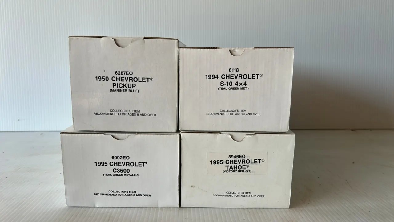 4 AMT ERTL Vehicles