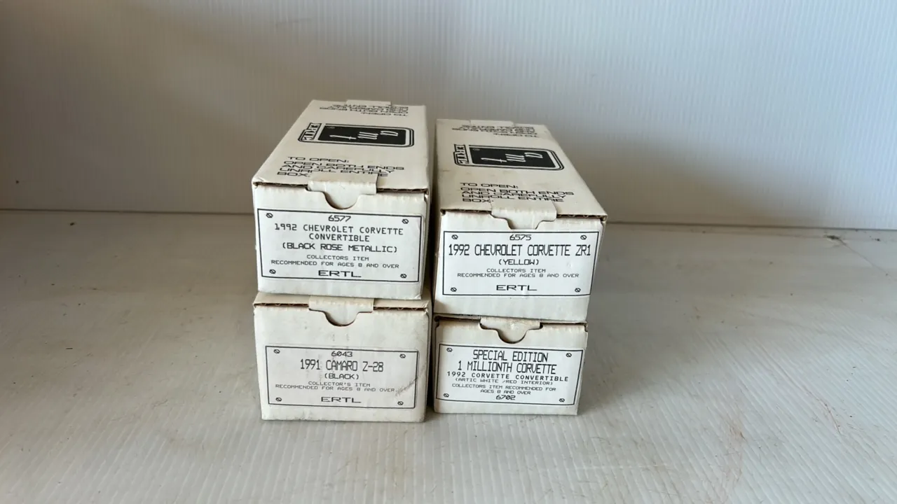 4 AMT ERTL Vehicles