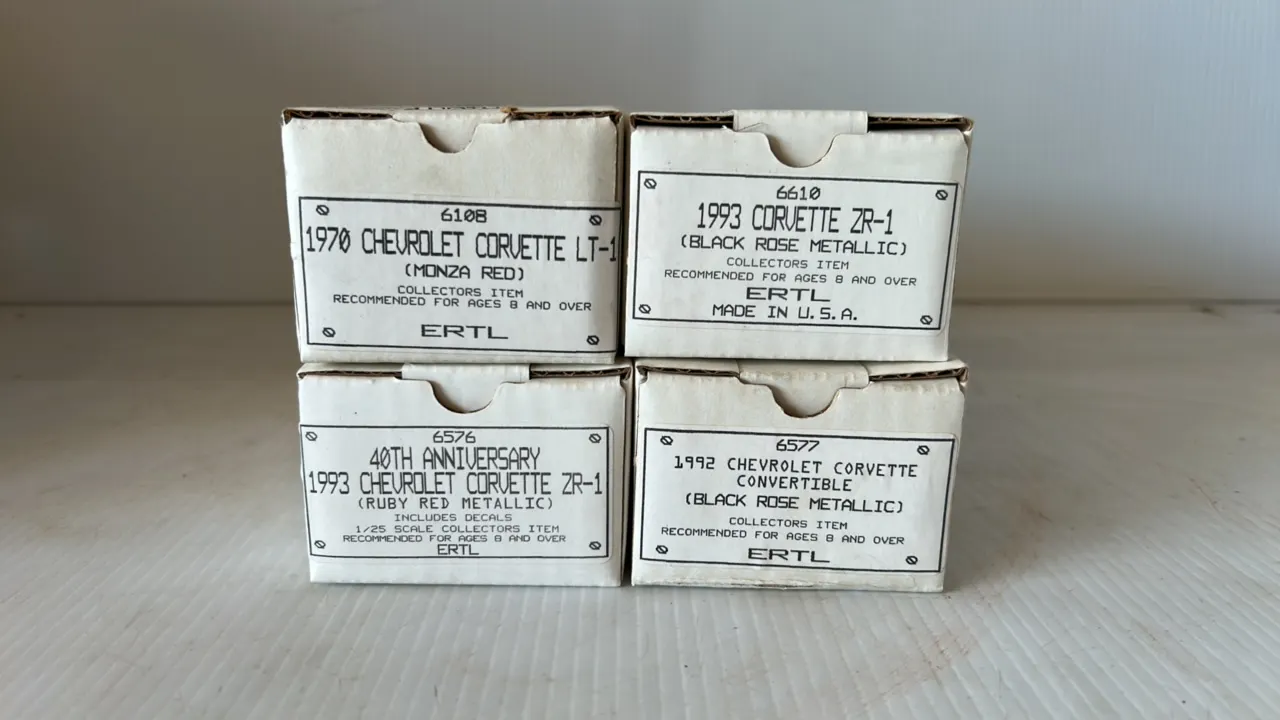 4 AMT ERTL Vehicles