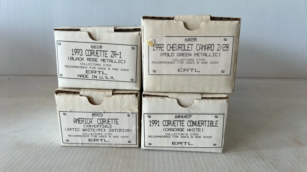 4 AMT ERTL Vehicles