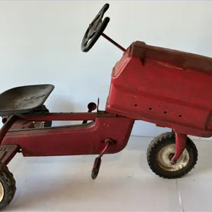 BMC Bicycle Pedal Tractor