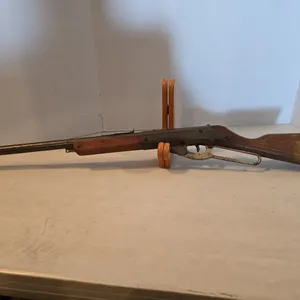 DAISY EARLY BB GUN