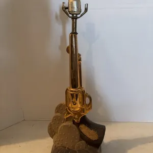 ANTIQUE 20� WESTERN LAMP BASE