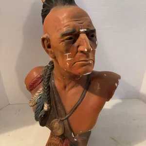 17� CHEIF BLACKHAWK BUST