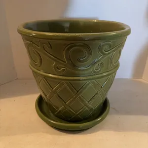 TERRACOTTA GREEN GLAZE FLOWER POT 11� x 12�