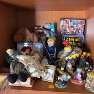Shelf Contents