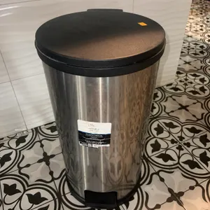 7.9 Gallon Metal Step Trash Can, 13.2 Gallon Step Trash Can