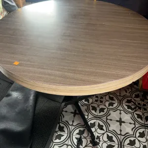 Round Top Restaurant Table with Metal Legs