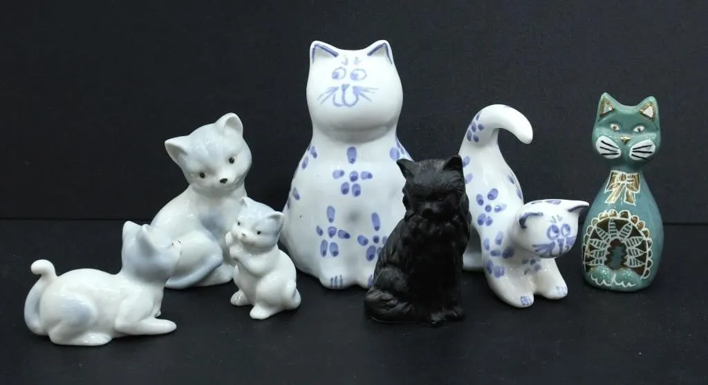 CERAMIC & COAL ENGLISH & FOLK ART CAT FIGURINES