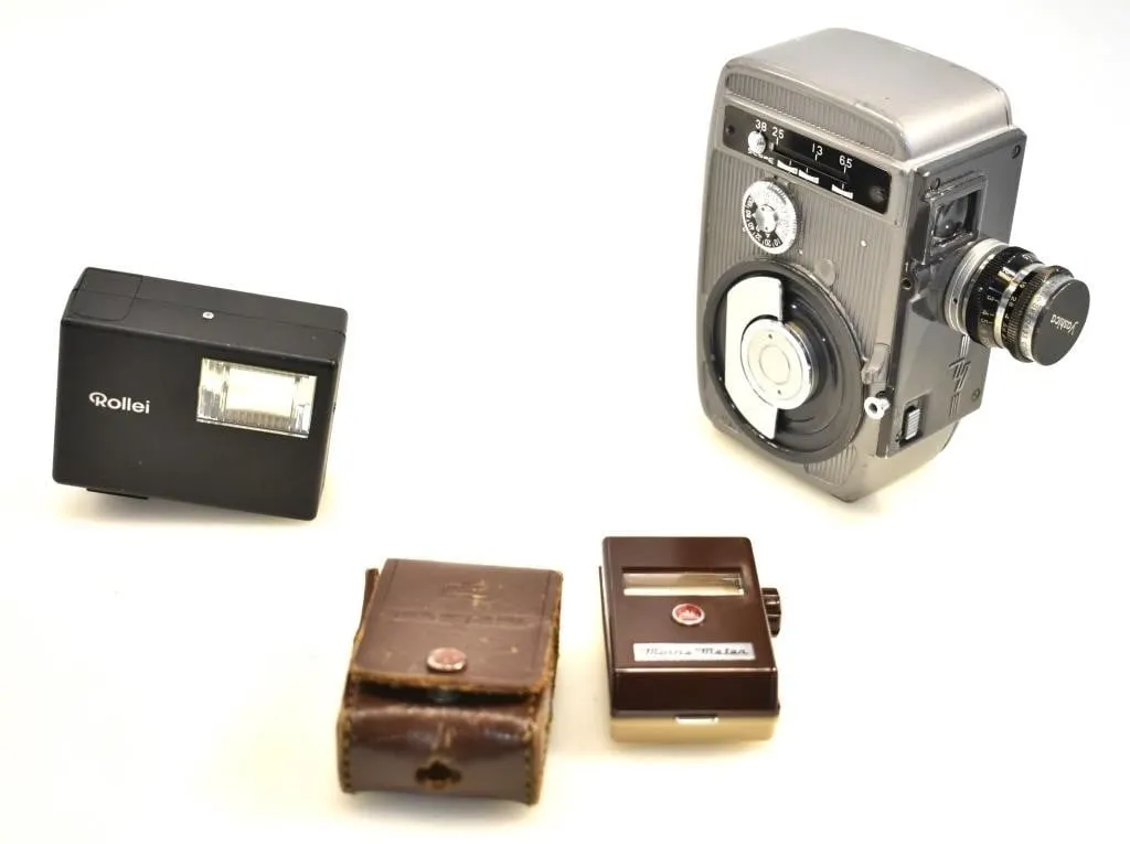 YASHICA-8 + WALZ MOVIE METER + ROLLEI FLASH