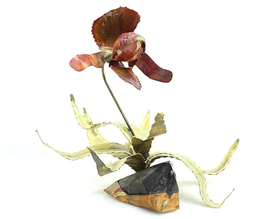 BRUTALIST TORCH CUT COPPER PITCHER PLANT FLOWER
