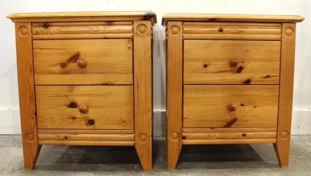 2 KNOTTY PINE NIGHTSTANDS