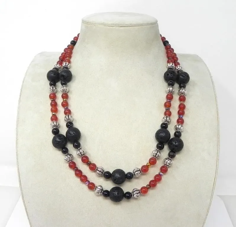 BEADED NECKLACE WITH VOLCANIC STONES