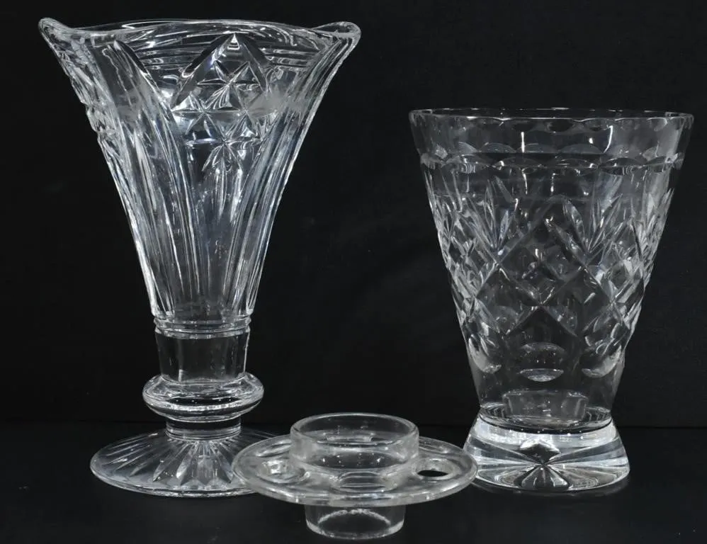 TWO CRYSTAL VASES & A FLOWER FROG