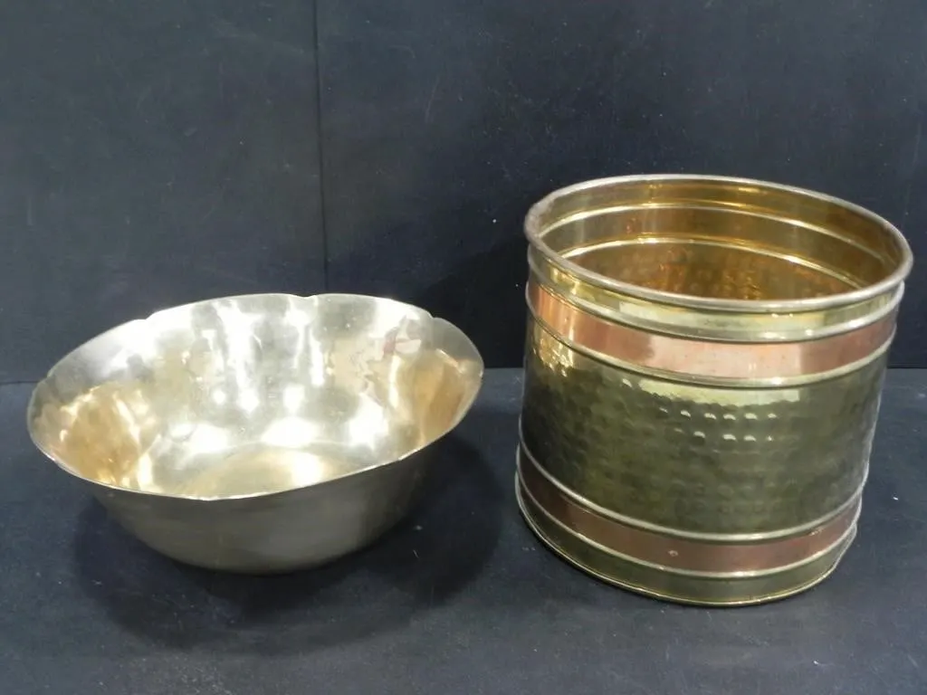 HAMMERED BRASS PLANTER AND BOWL