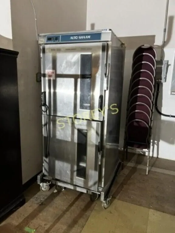 Alto-Shaam 2dr Roll-In Holding Cabinet on Wheels