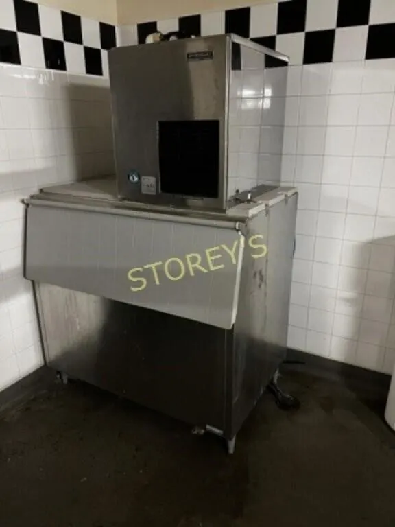 Hoshizaki ~400lbs Ice Machine w/ Bin