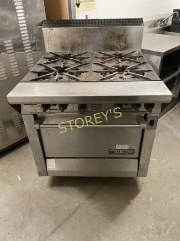 Garland 4 Burner Gas Range Oven