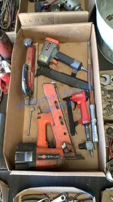 PNEUMATIC TOOLS- PASLODE, JAMERCO, MILTON, ETC