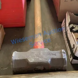 10lb SLEDGE HAMMER
