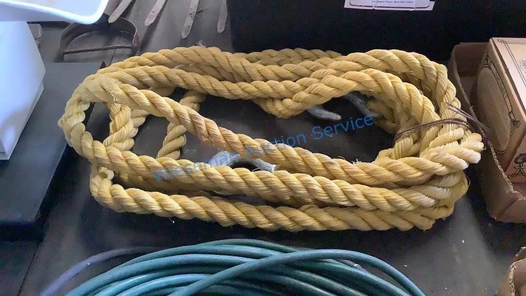 TOW ROPE WITH HOOKS