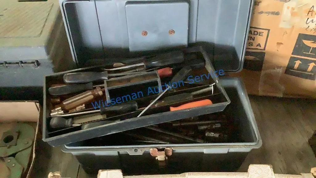 TOOLBOX AND CONTENTS