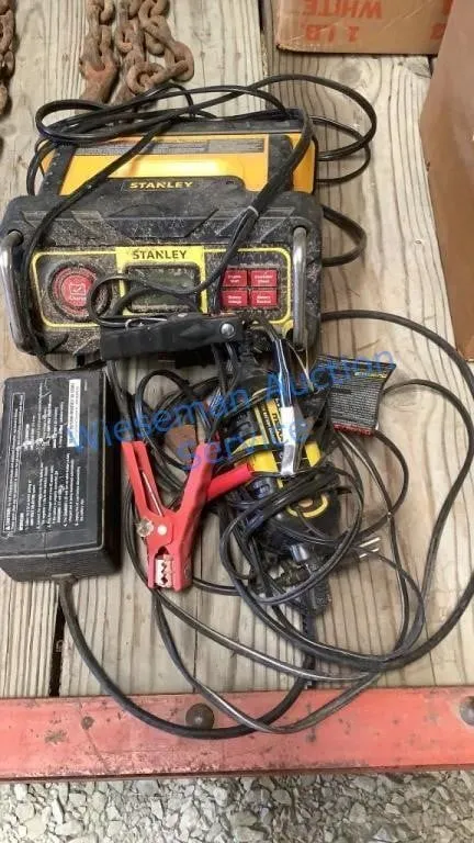 BATTERY TENDERS