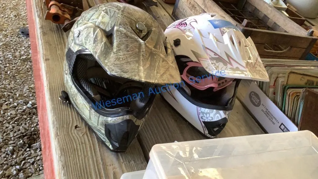 KIDS HELMETS (2)