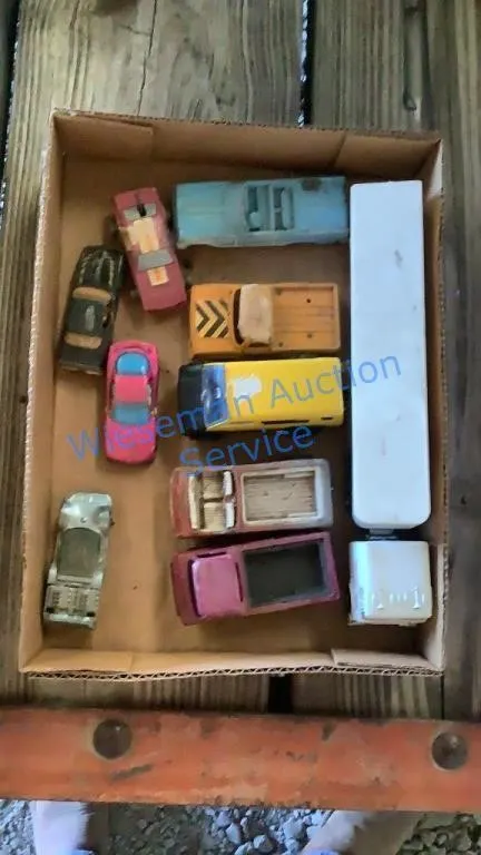VINTAGE TOY VEHICLES