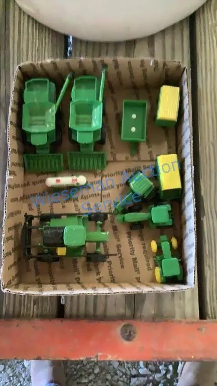 FARM TOYS