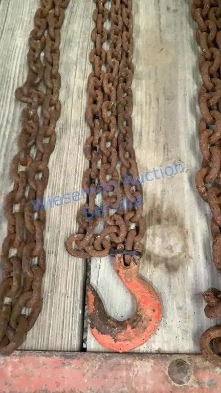 LOG CHAIN WITH ONE HOOK - APPROXIMATELY 16FT