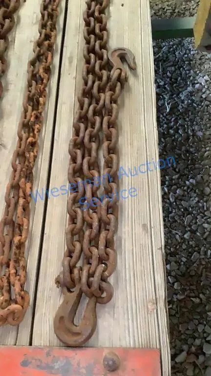 5/16 LOG CHAIN WITH TWO HOOKS - APPROXIMATELY 14FT