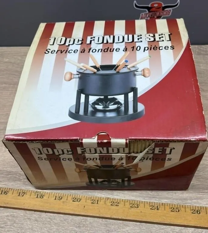 Unused 10Pc Fondue Set