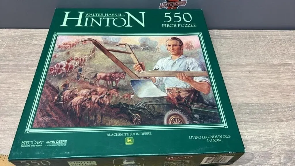 550Pc. SpecCast John Deere Jigsaw Puzzle.