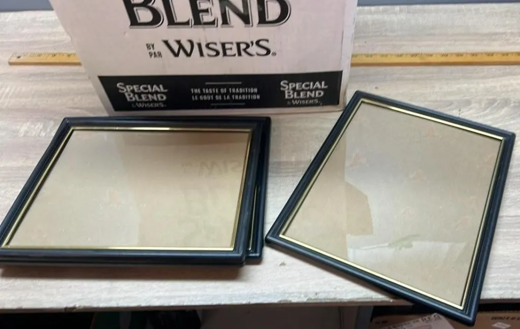 Box of Picture Frames. *NO SHIPPING