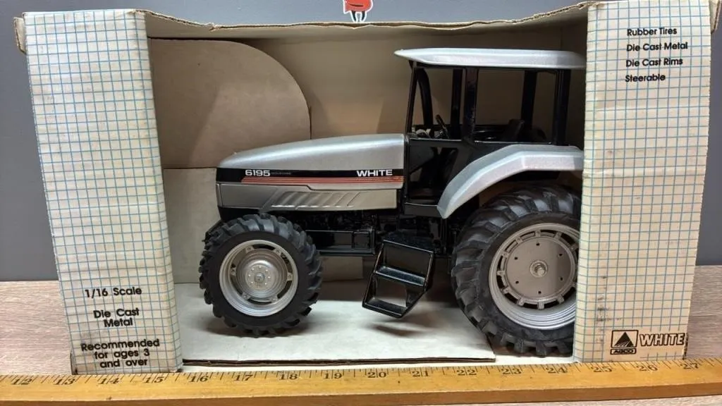Scale Models 1:16 White 6195 Tractor.