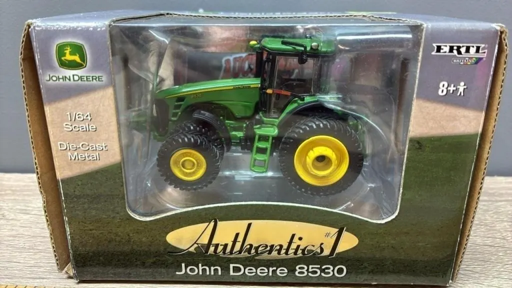 ERTL 1:64 John Deere 8530 Tractor.