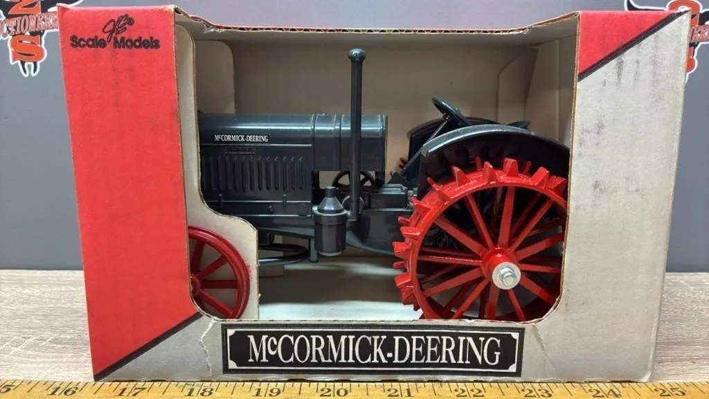 Scale Models 1:16 McCormick Deering 15-30