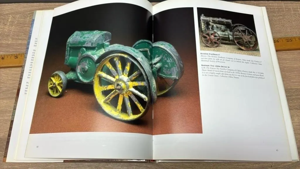 Toy Farm Tractors. Hardcover.