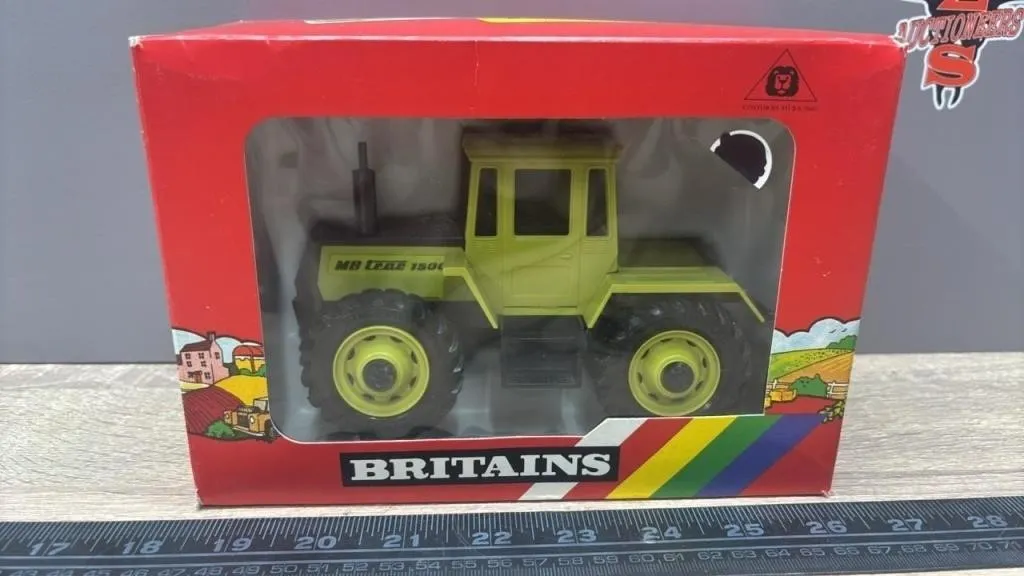 1:32 Britains Mercedes Benz Trac 1500
