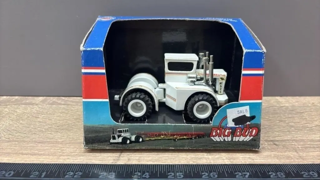 1:64 Big Bud K-T 525 4WD Durable Cast Metal