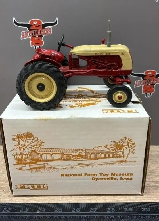 1:16 ERTL Cockshutt Black Hawk Die Cast Tractor.
