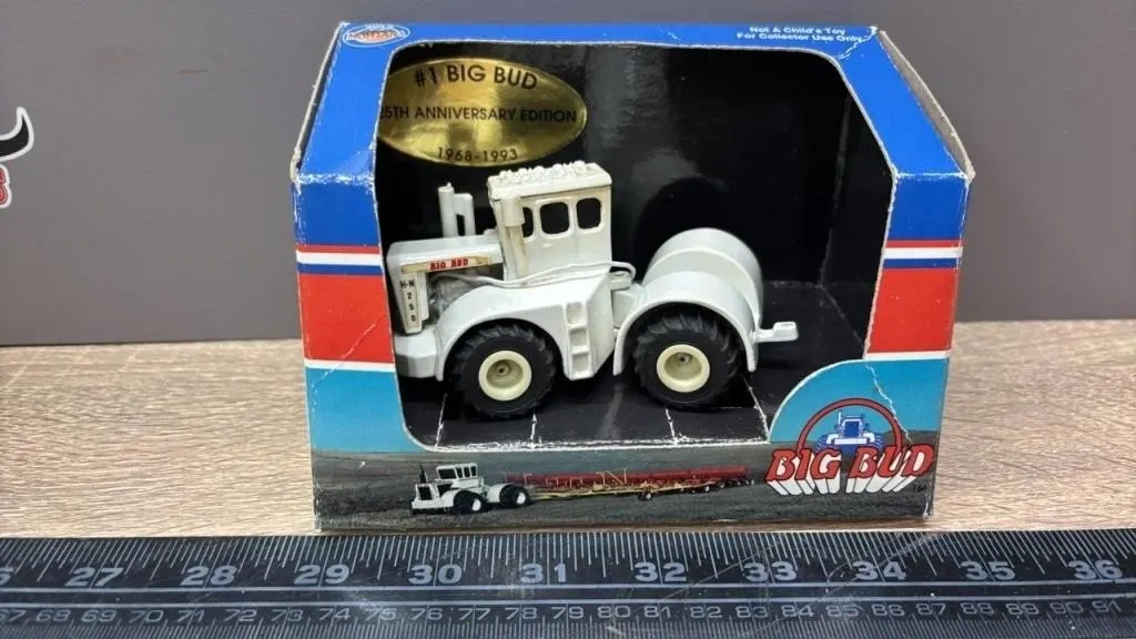 1:64 Cast Metal Big Bud 25th Anniversary Edition