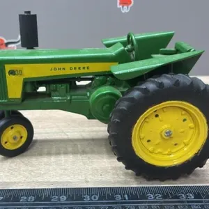 1:16 John Deere 730 Die Cast Tractor.
