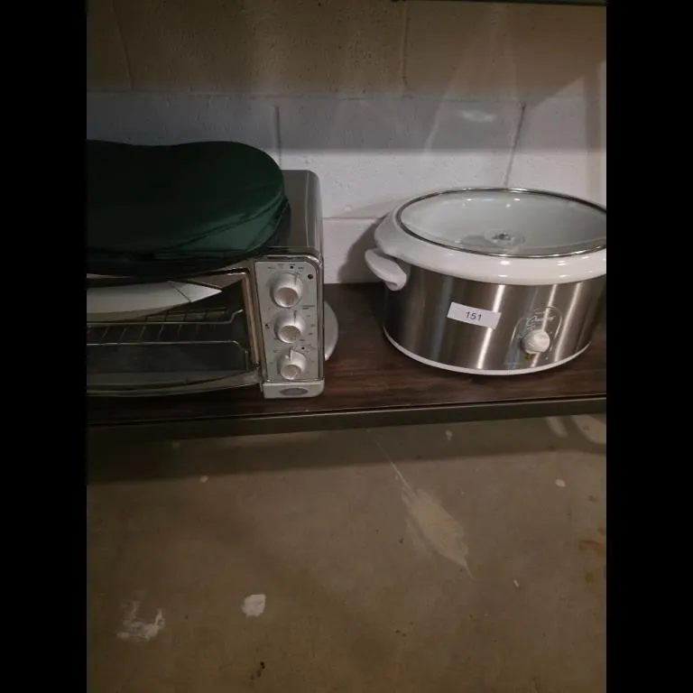 Oster Crock-Pot Appliances 151 SilverWhite Used Lo