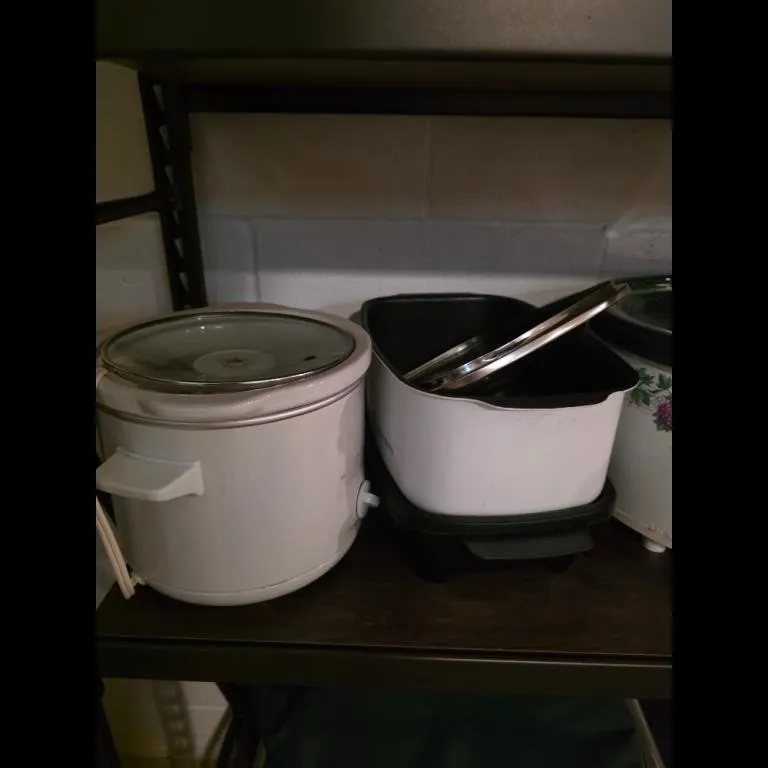 Kitchen Appliances White Green Slow Cooker Lot 3 U