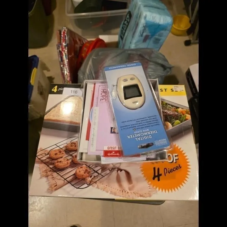 Household Items Baking Pans Thermometer Kitchen Go
