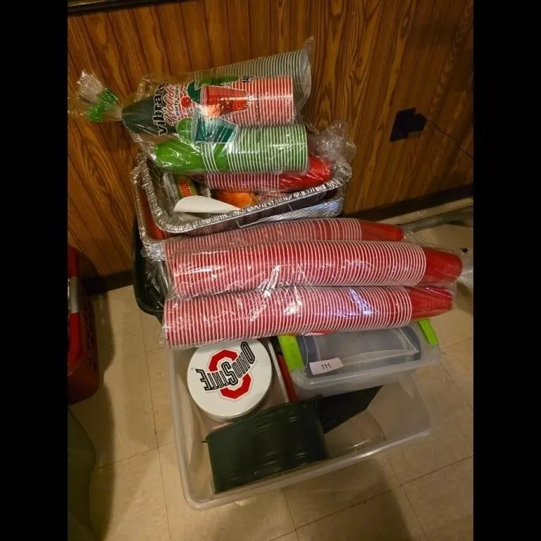 Party Supplies Lot with Ohio State Lid - Red Gree