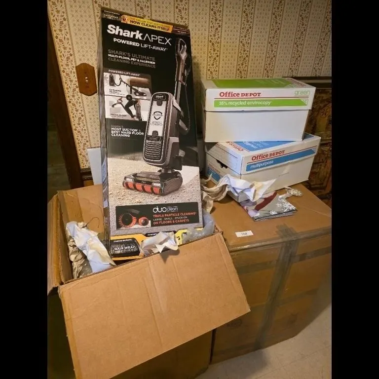 New moving boxes Large and Med.